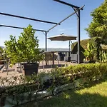 Casa Do Valado بيت للعطل