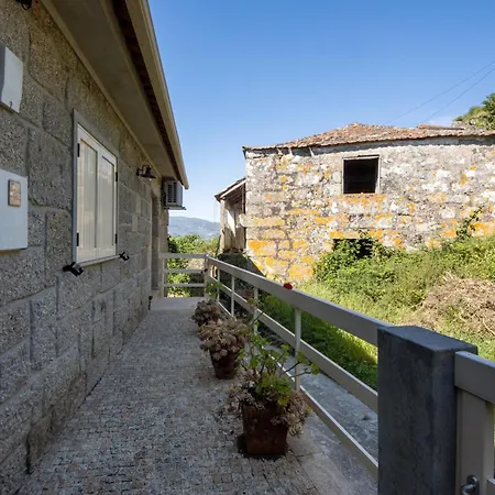 Casa Do Valado Dom wakacyjny Resende